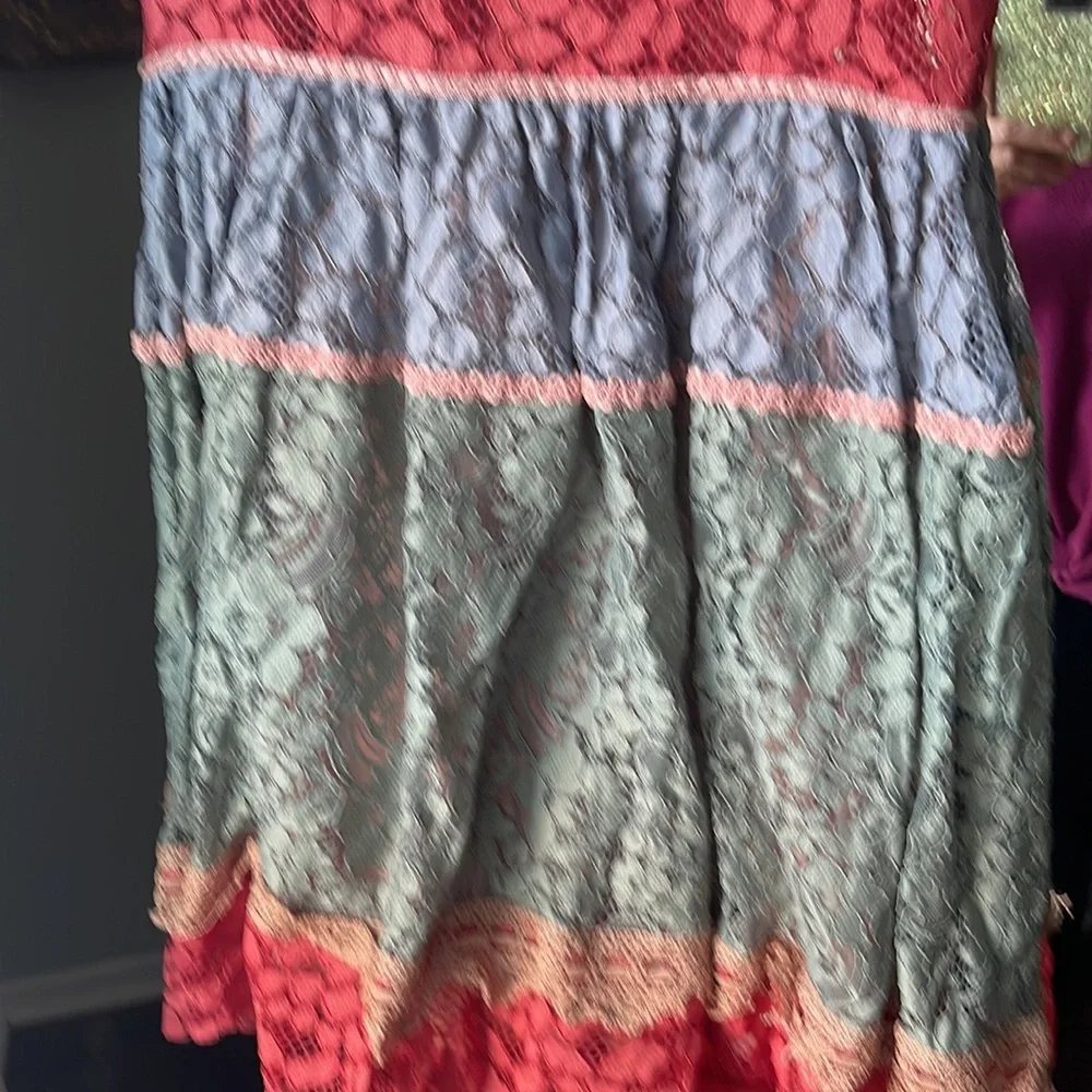 Alexis - Picture 3 of 6